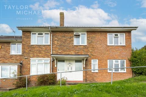 6 bedroom terraced house for sale