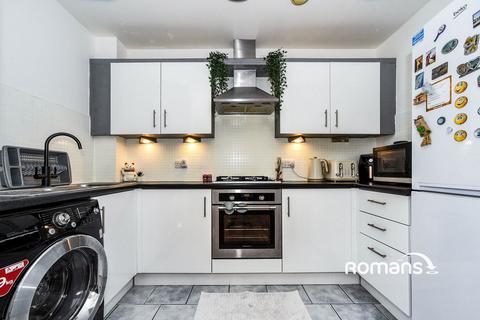 2 bedroom flat to rent, Hayburn Road, Swindon, Wiltshire, SN25