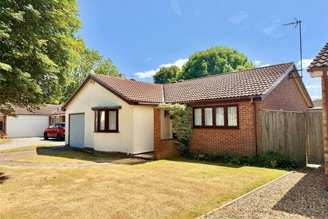 3 bedroom bungalow for sale, Ovitts Close, Buckingham MK18