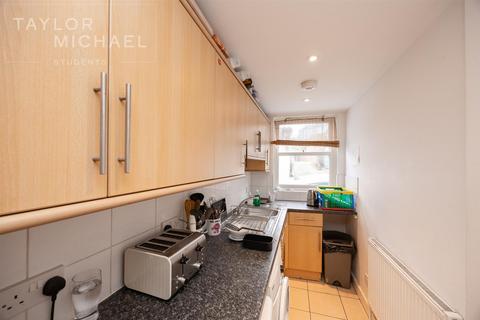 4 bedroom end of terrace house for sale, Cromwell Street, Brighton