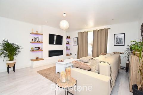 2 bedroom maisonette for sale, Conway Road, Newport, NP19