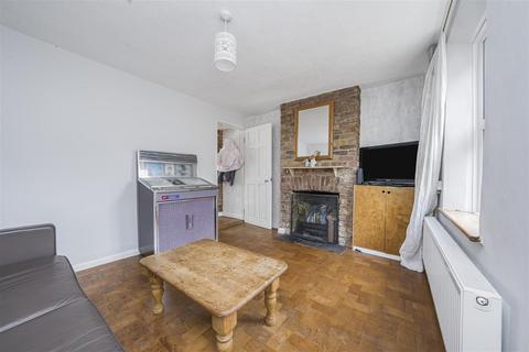 9 Mill Place, Datchet, Slough, SL3 9HX