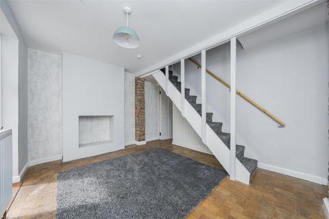 9 Mill Place, Datchet, Slough, SL3 9HX