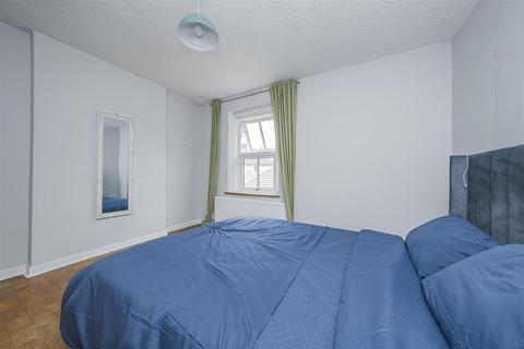 9 Mill Place, Datchet, Slough, SL3 9HX