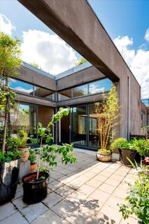 undefined, Bowling Green Lane, London, EC1R