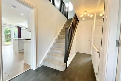 5 bedroom detached house for sale, Main Road, Shavington, CW2