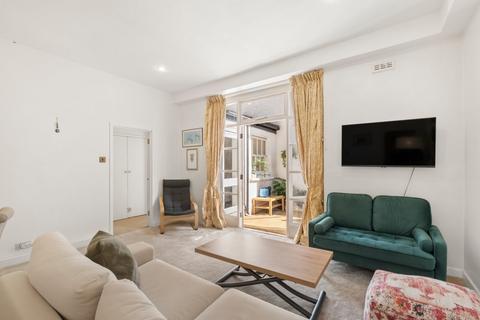 1 bedroom flat to rent, Queens Gate Gardens, South Kensington, London