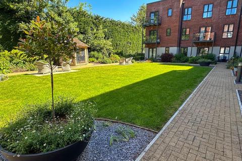 1 bedroom retirement property for sale, Woodlands Road, Heaton Mersey, Stockport