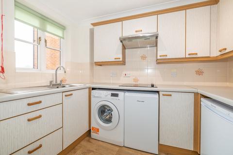 1 bedroom flat for sale, Station Road West, Canterbury, Kent, CT2