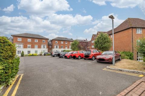 1 bedroom flat for sale, Station Road West, Canterbury, Kent, CT2
