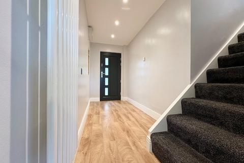 3 bedroom terraced house for sale, Ferrier Road, Stevenage, Hertfordshire, SG2