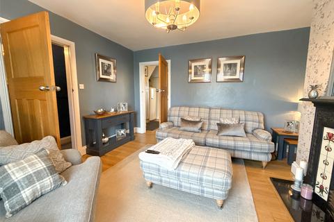 6 Broom Terrace, Burnopfield, Newcastle Upon Tyne, NE16 6DS