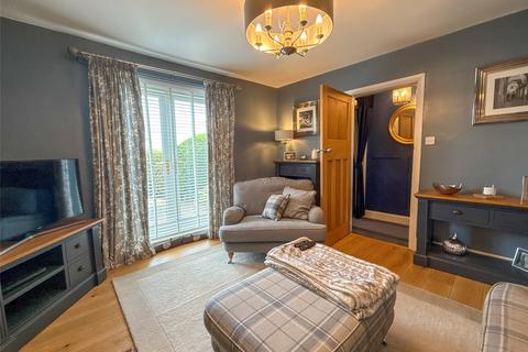 6 Broom Terrace, Burnopfield, Newcastle Upon Tyne, NE16 6DS
