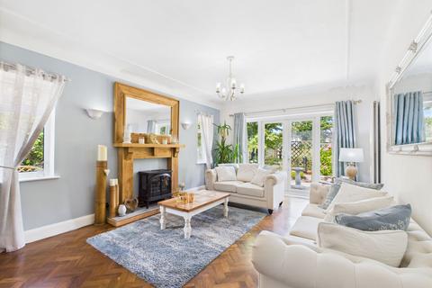 undefined, Heath Road, Upton, CH2