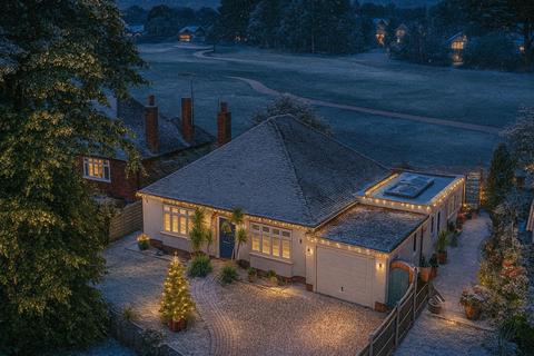 undefined, Heath Road, Upton, CH2