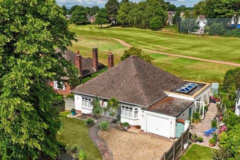 undefined, Heath Road, Upton, CH2