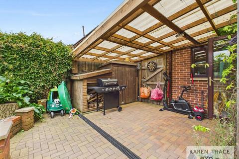 121 Penwithick Park, Penwithick, St Austell, PL26 8XZ
