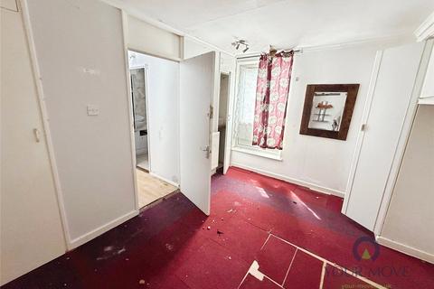 3 bedroom terraced house for sale, Hinksey Path, London SE2