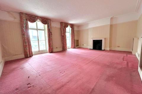 5 bedroom terraced house for sale, Union Terrace, Barnstaple, Devon, EX32