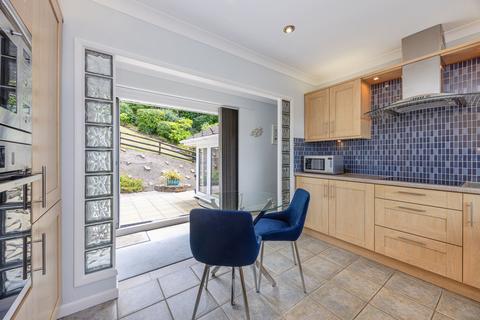 20 Bishops Close, Torquay, TQ1 2PL