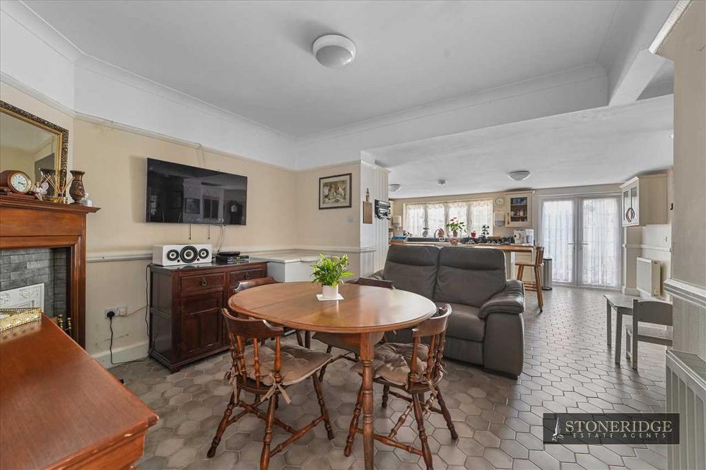 Breakfast Room