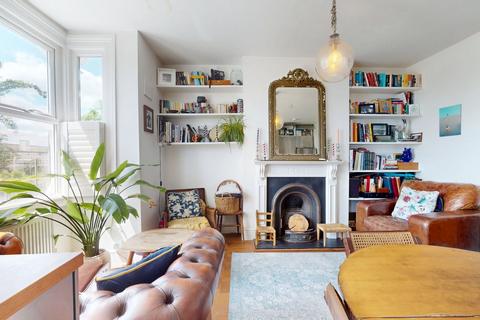 3 bedroom flat to rent, 109A Harley Road, London NW10