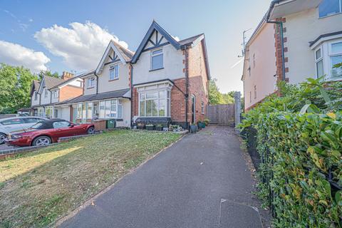 2 bedroom semi-detached house for sale, Stratford Road, Shirley, B90