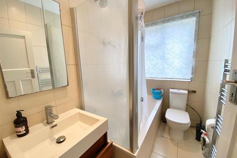 2 bedroom maisonette to rent, Aberdale Gardens, Herts EN6