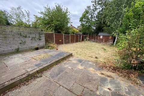 2 bedroom maisonette to rent, Aberdale Gardens, Herts EN6
