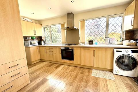 3 bedroom detached bungalow for sale, Clarence Road, Bexleyheath DA6