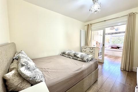 10 Clarence Road, Bexleyheath, DA6 8ER