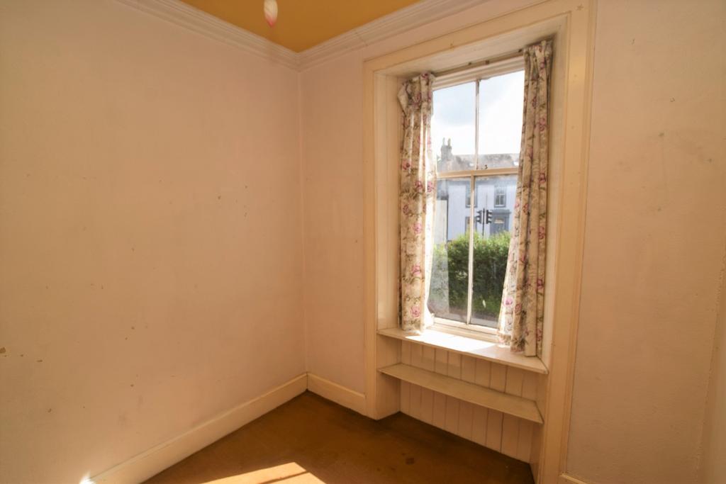 Dee Bank, 2 Kingholm Road, Dumfries, DG1 4 AX - Gri