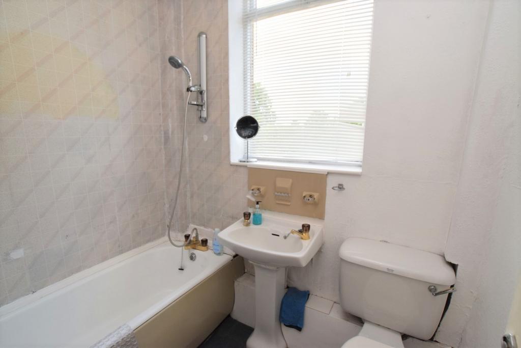 Dee Bank, 2 Kingholm Road, Dumfries, DG1 4 AX - Gri