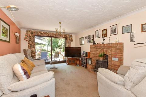3 bedroom chalet for sale, Hillside Road, Sheerness ME12