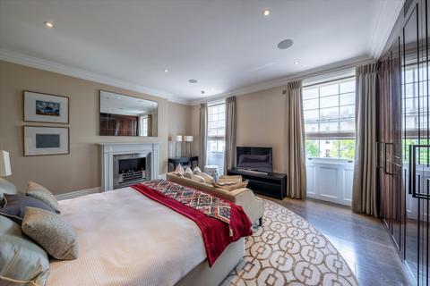 undefined, Chester Square, Belgravia SW1W 9DU and 69 Ebury Mews East, London, SW1W