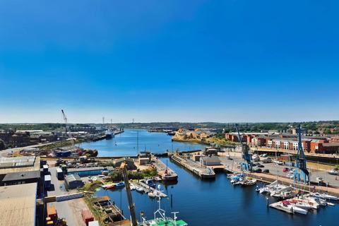 2 bedroom penthouse for sale, Patterson Road, Ipswich