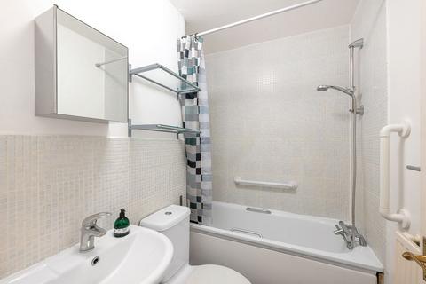 150 Strathdon Drive, London, SW17 0PP