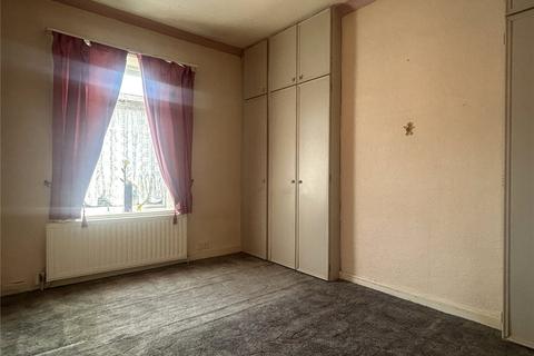 4 Dixon Street, Lees, Oldham, OL4 3NG