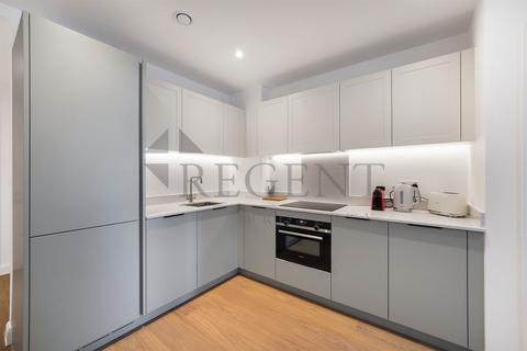 1 bedroom apartment to rent, Ellipse House, Eden Place, E16