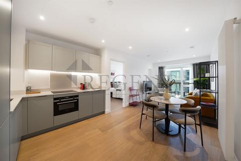 1 bedroom apartment to rent, Ellipse House, Eden Place, E16