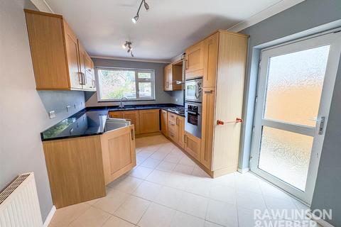 undefined, Parsons Mead, East Molesey KT8
