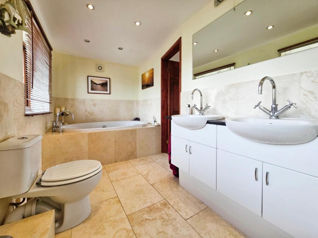 En-Suite.jpg
