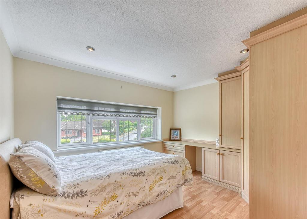 49 Sabrina Road-bed3.jpg