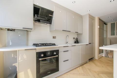 undefined, New End, London