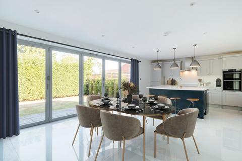 4 bedroom detached house for sale, Guildford Road, Godalming GU8