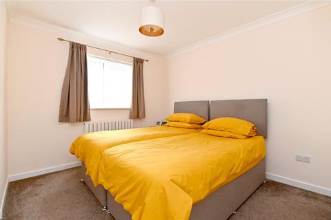 20 Ashdown Walk, New Milton, BH25 6TX