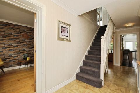 5 bedroom detached house for sale, Washington Close, Sheffield S25