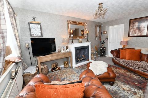 2 bedroom end of terrace house for sale, Meremanor, Worsley, M28