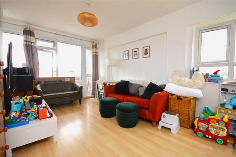 2 bedroom apartment to rent, Windlesham Grove, London SW19