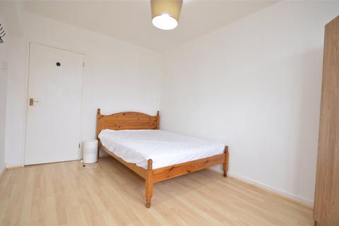 2 bedroom apartment to rent, Windlesham Grove, London SW19